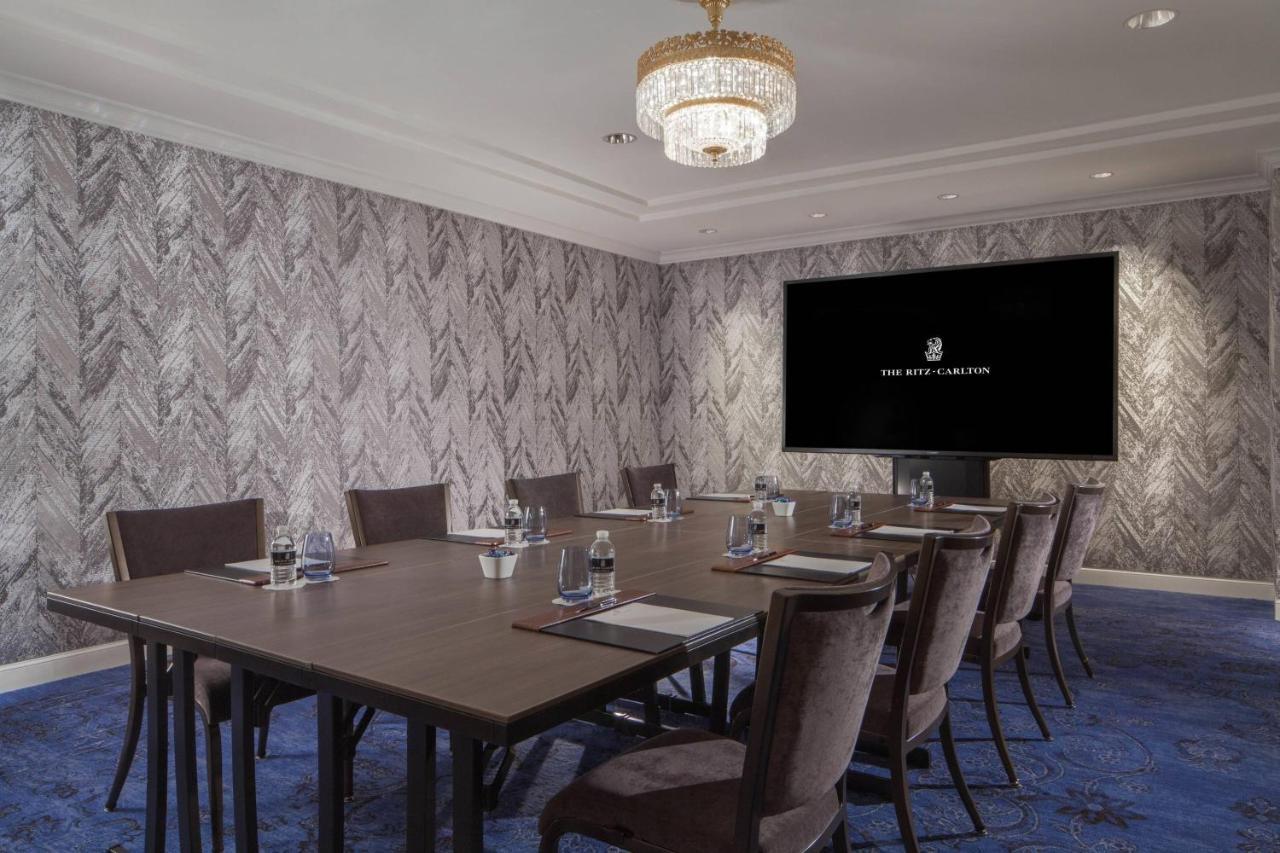 The Ritz-Carlton, Dallas Exterior photo