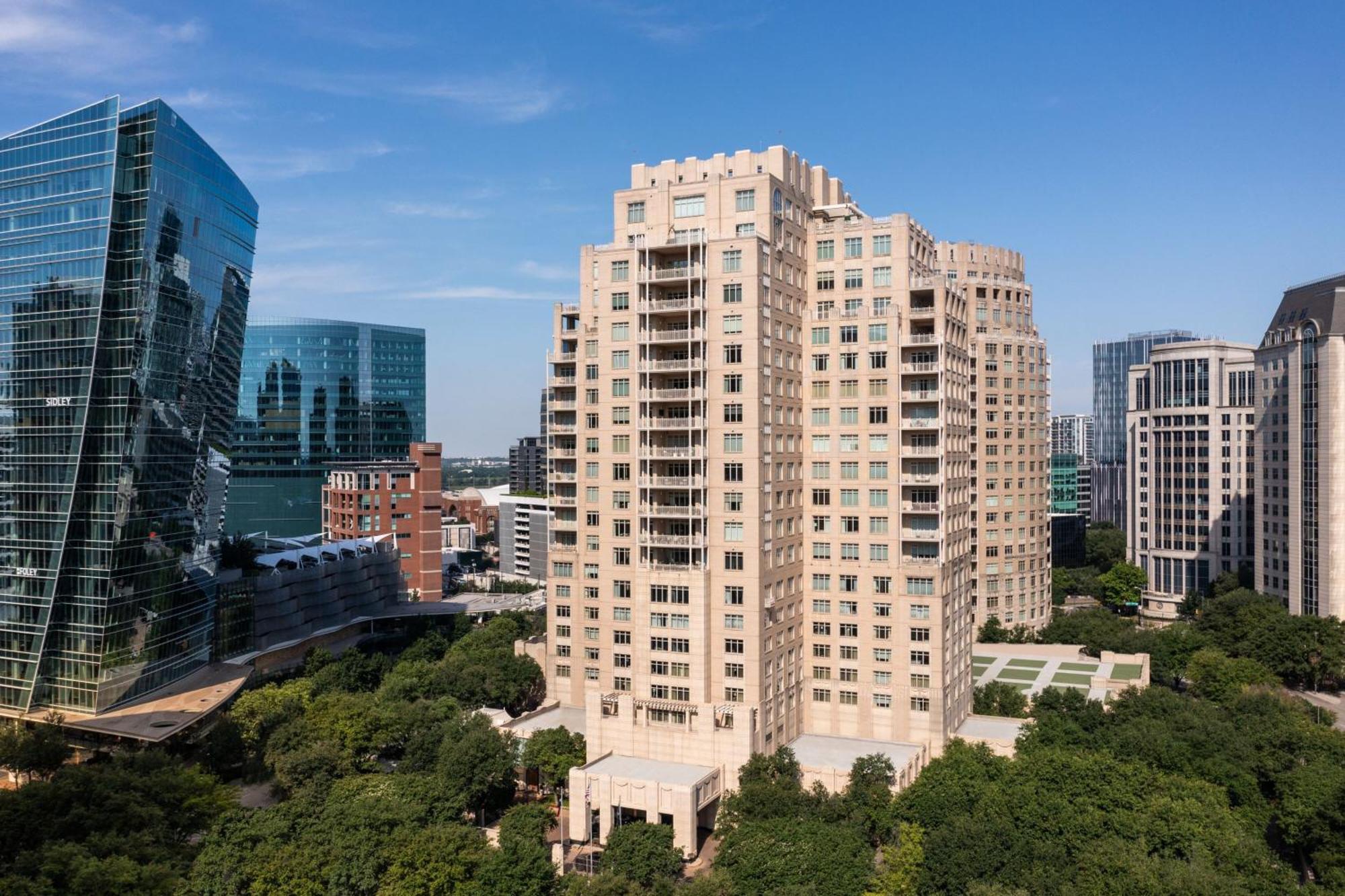 The Ritz-Carlton, Dallas Exterior photo
